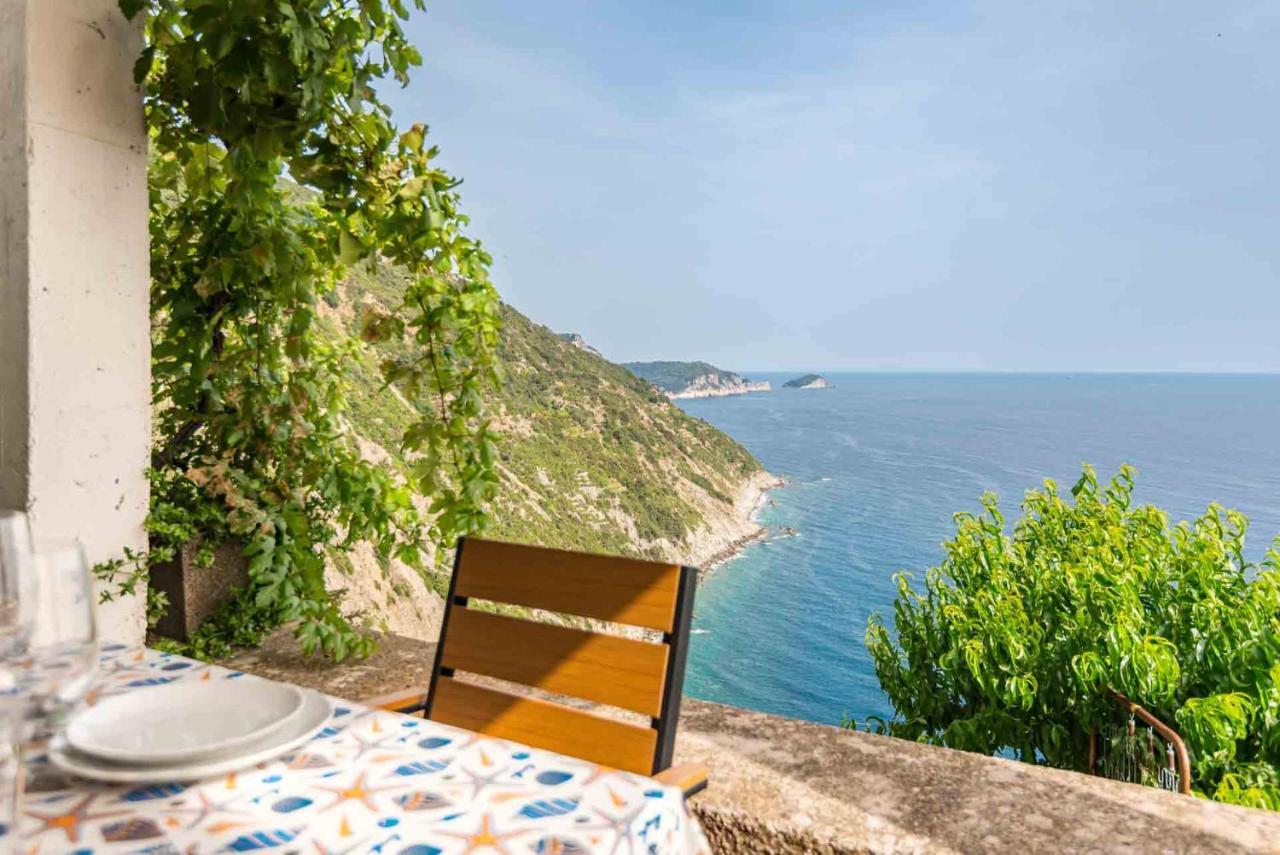 Casa Luciana, Terremarine, Trekking And Nature لا سبيتسْيا المظهر الخارجي الصورة